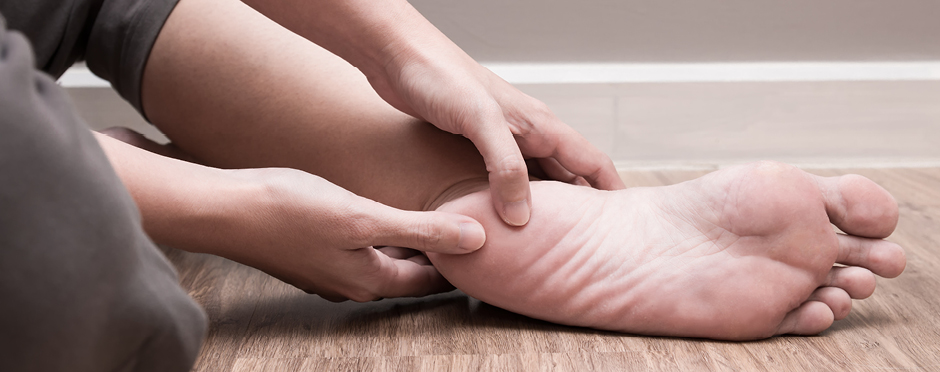 5 Free And Easy Solutions For Plantar Fasciitis Athletico