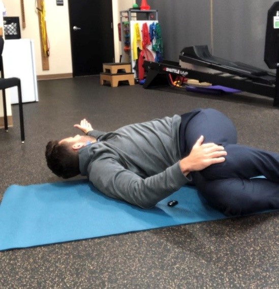 5 Exercises to Help Low Back Pain in Golfers - Athletico